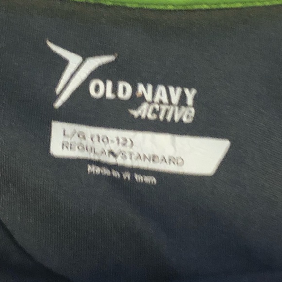 Crazy 8 and Old Navy Active Boys Athletic Tops - Picture 2 of 3